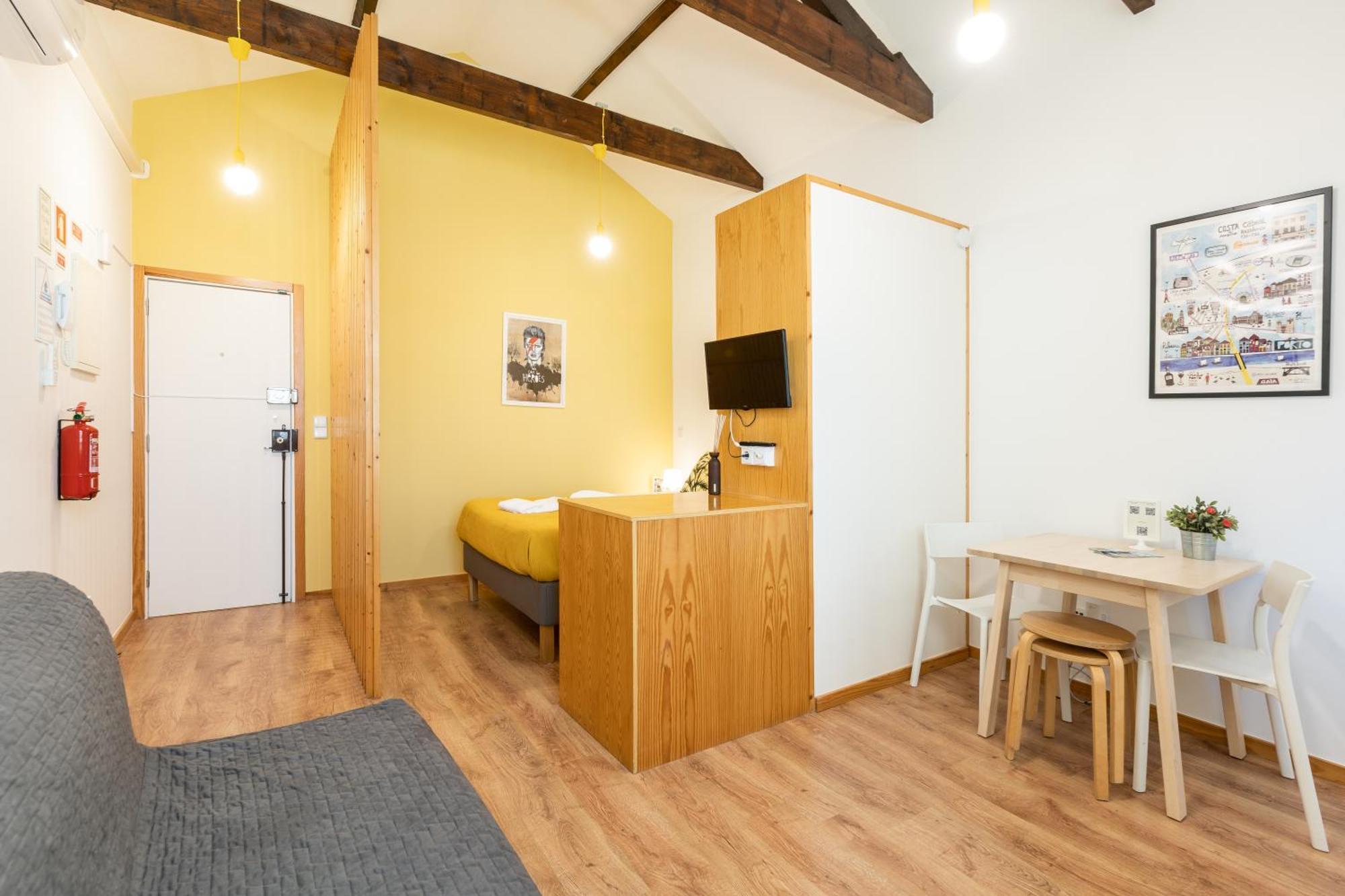 731 Costa Cabral Metro Residence Porto Room photo