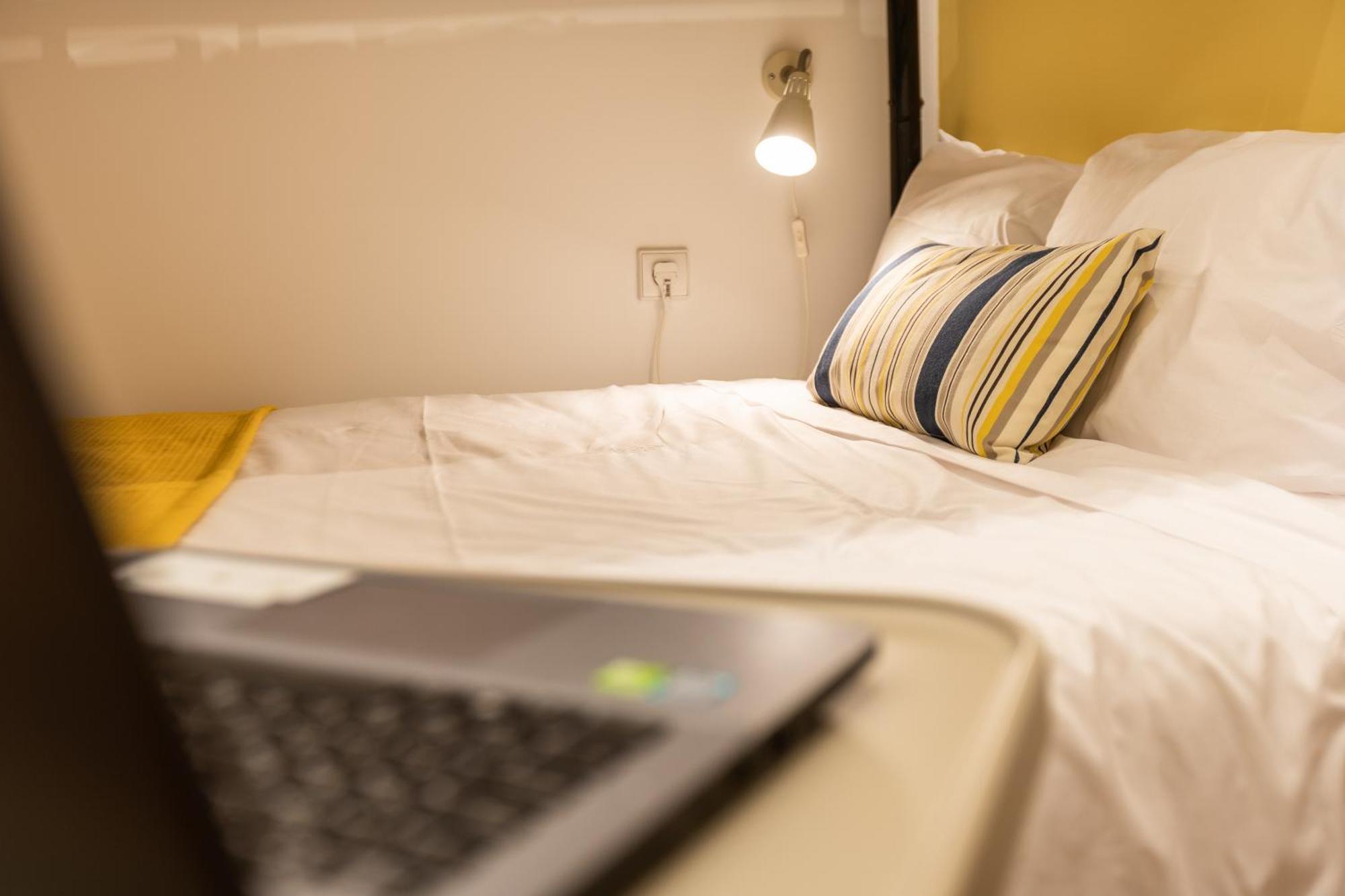 731 Costa Cabral Metro Residence Porto Room photo