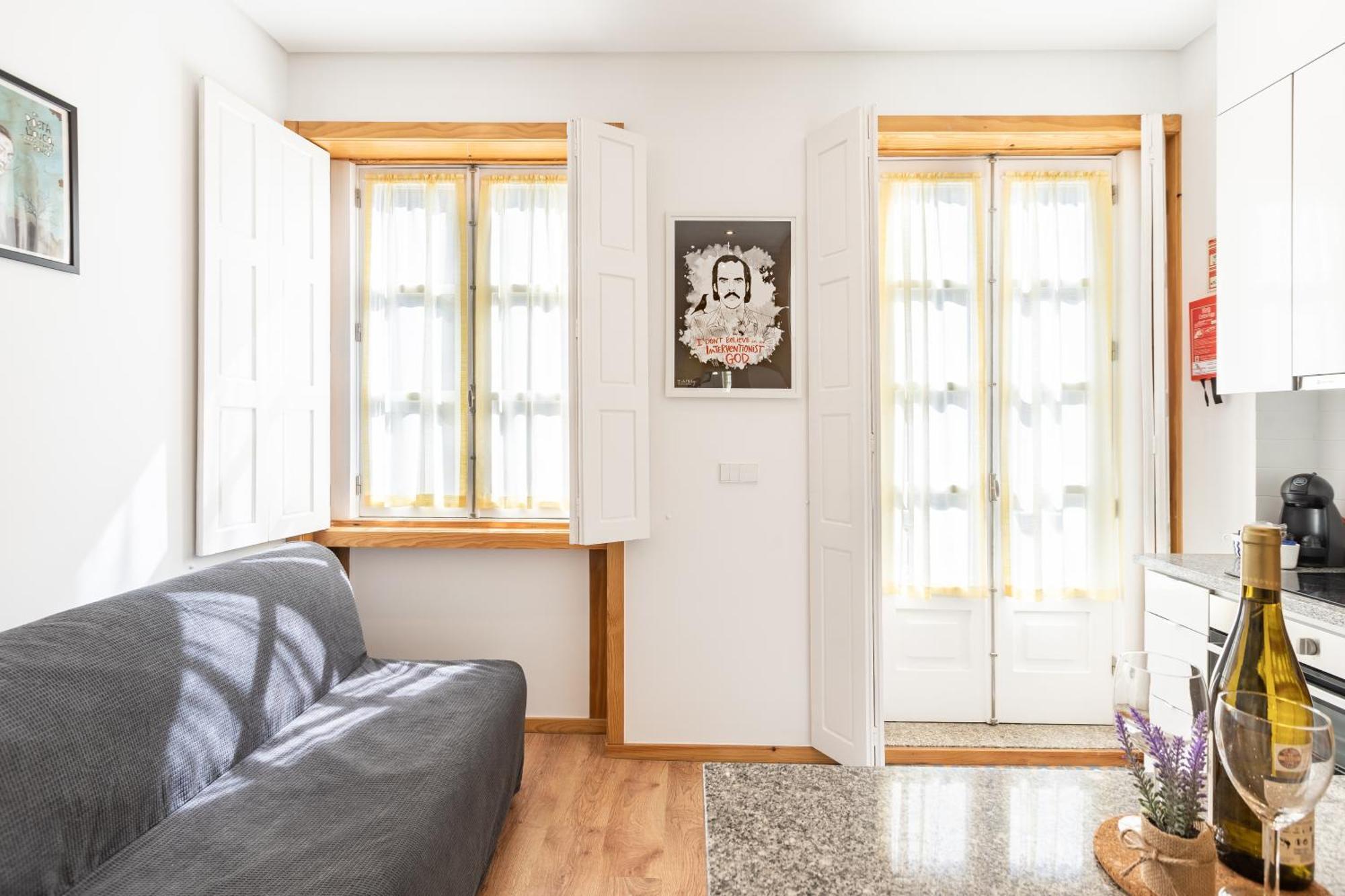 731 Costa Cabral Metro Residence Porto Room photo